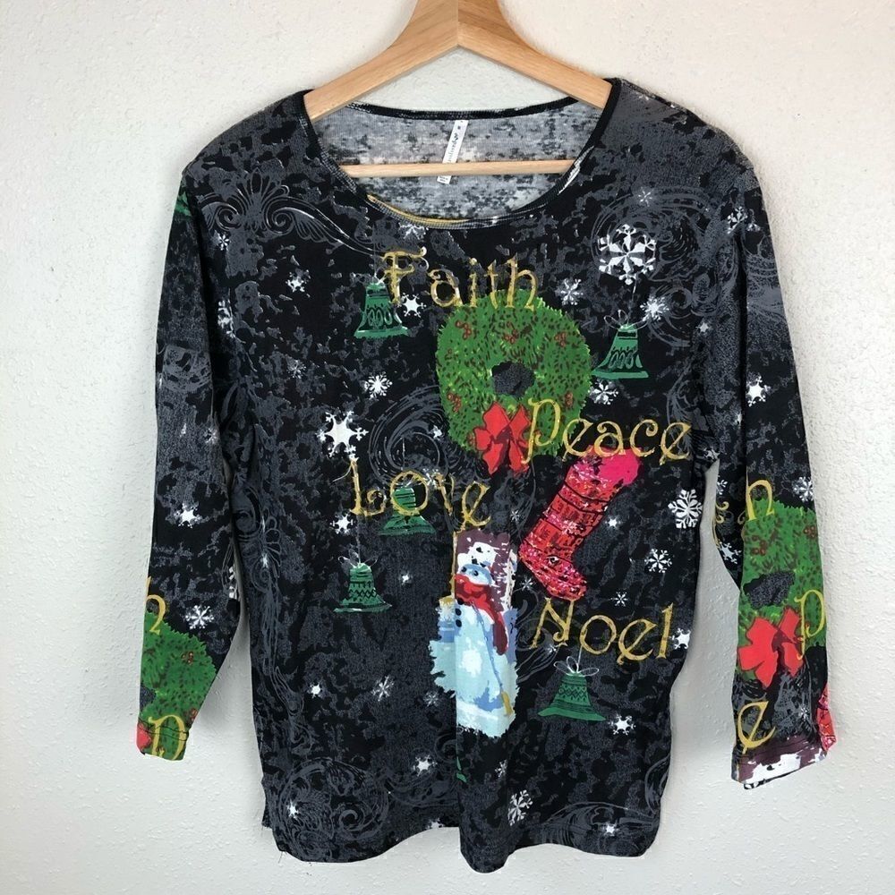 Passports Long Sleev Christmas T-Shirt Size M